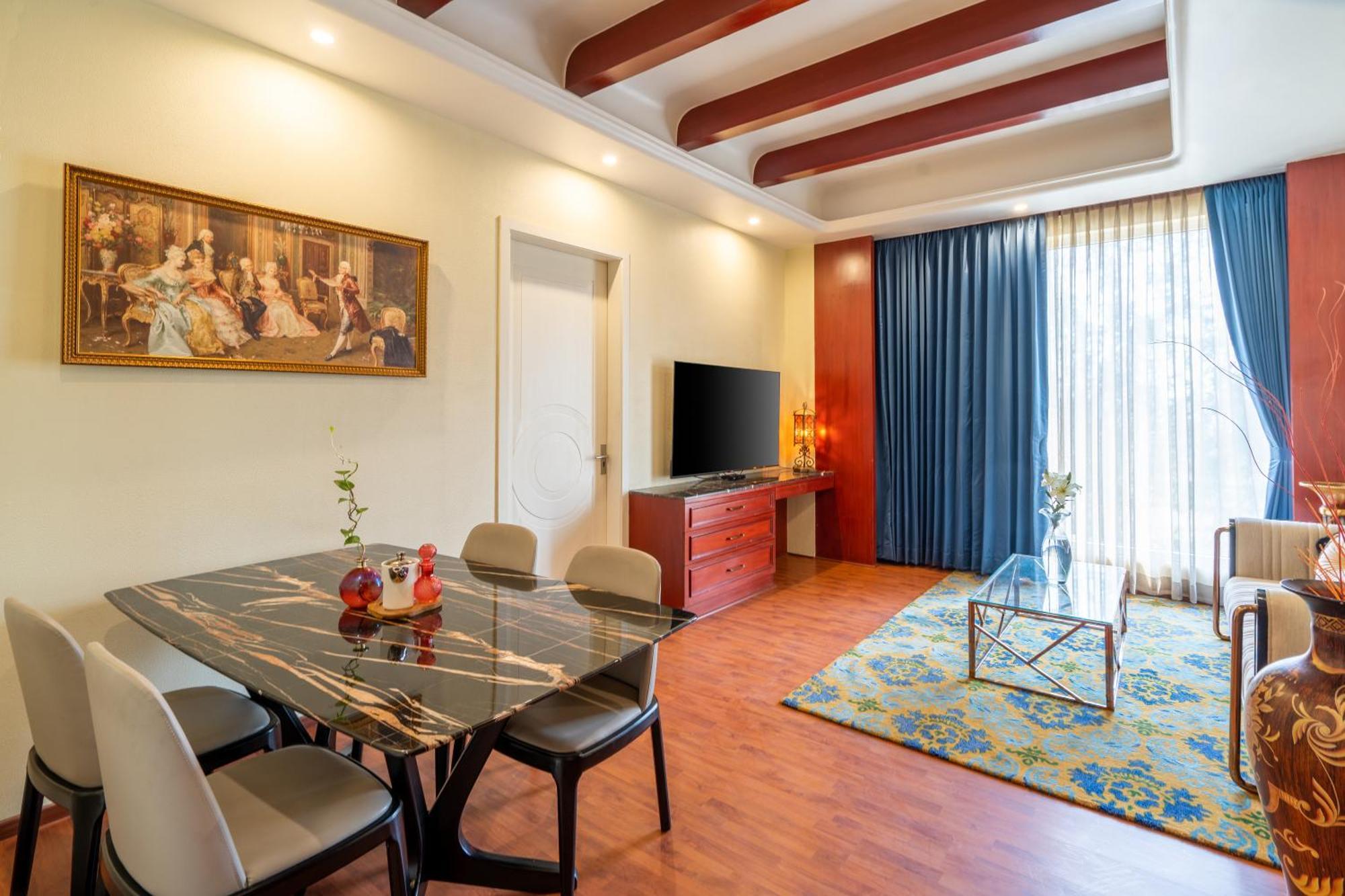 Hukam'S Lalit Mahal - Hotel Convention Club Rāipur エクステリア 写真
