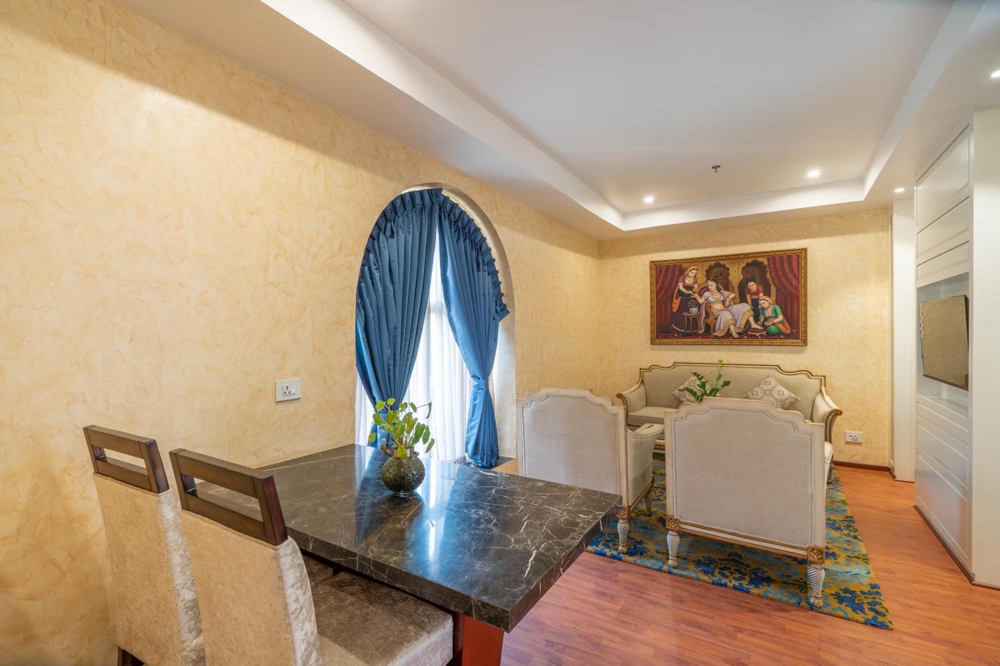 Hukam'S Lalit Mahal - Hotel Convention Club Rāipur エクステリア 写真