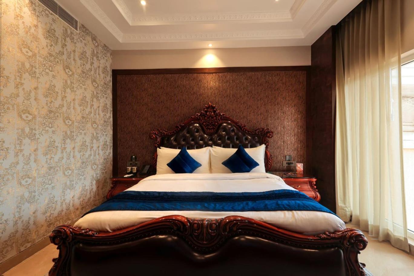 Hukam'S Lalit Mahal - Hotel Convention Club Rāipur エクステリア 写真