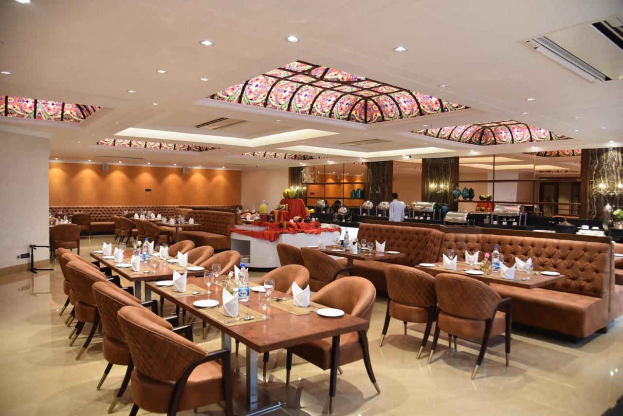 Hukam'S Lalit Mahal - Hotel Convention Club Rāipur エクステリア 写真