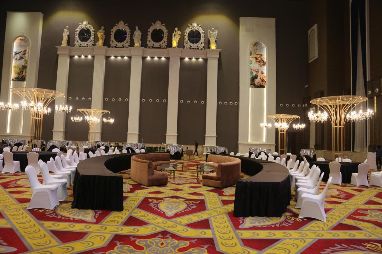 Hukam'S Lalit Mahal - Hotel Convention Club Rāipur エクステリア 写真